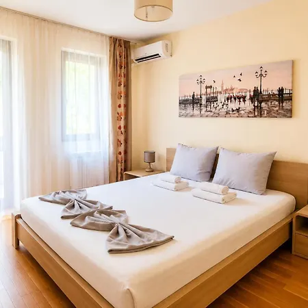 Apartament City