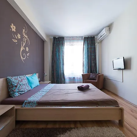 Apartament City *